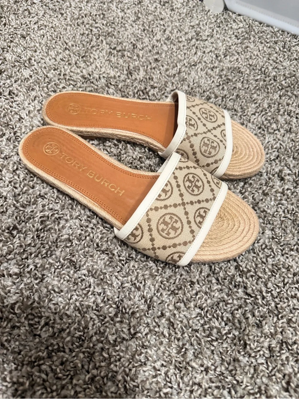 Tory Burch tory burch